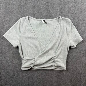 Uptown Surplice Crop Top Women's Small Gray Ribbed Short Sleeve Wrap Front T6159